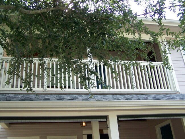 property at 1916 Hardy St