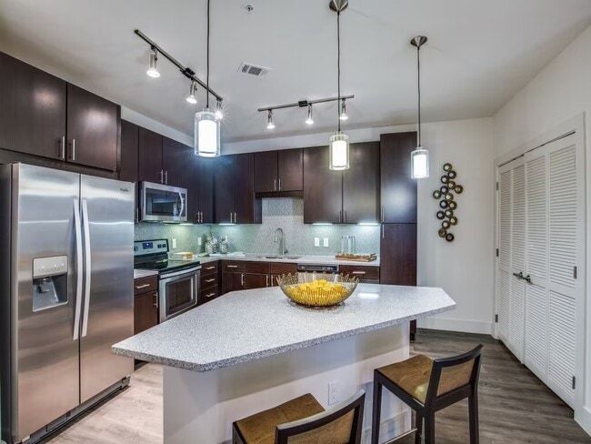 property at 10851 Meadowglen Ln