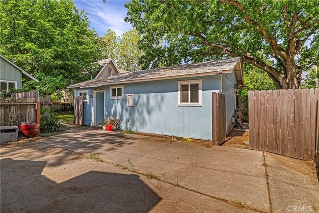 1617 Hemlock St in Chico, CA - Building Photo - Building Photo