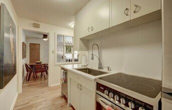 805 S Ogden St in Denver, CO - Building Photo - Building Photo