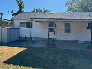 111 Chestnut St in Medford, OR - Building Photo - Building Photo