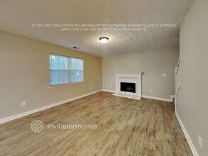 902 Vernon Dr in Mcdonough, GA - Foto de edificio - Building Photo