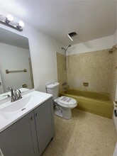 7600 NW 5th Ct, Unit 103 in Margate, FL - Building Photo - Building Photo