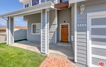1111 14th St in Hermosa Beach, CA - Building Photo - Building Photo