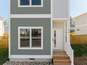 Belle Meadow in Asheville, NC - Building Photo - Building Photo