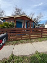 2321 Spruill Ave in North Charleston, SC - Building Photo