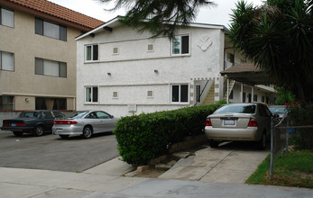 505 E Santa Anita Ave in Burbank, CA - Building Photo - Building Photo