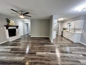 1200 Kerr St in Brenham, TX - Building Photo - Building Photo