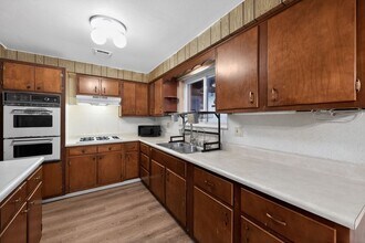 213 Tilford Rd in Pittsburgh, PA - Building Photo - Building Photo