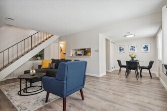 1250 S Monaco St Pkwy in Denver, CO - Building Photo - Building Photo