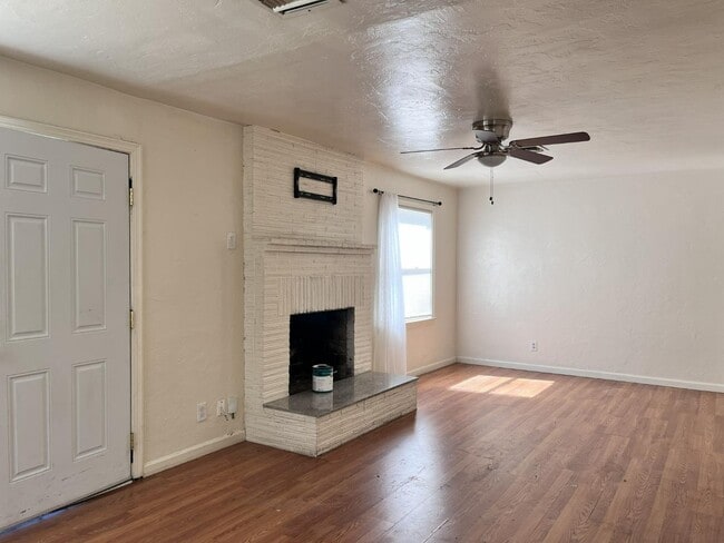 property at 1622 N 6th St