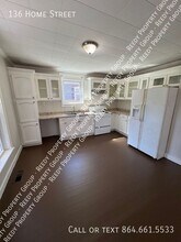 136 Home St in Spartanburg, SC - Building Photo - Building Photo