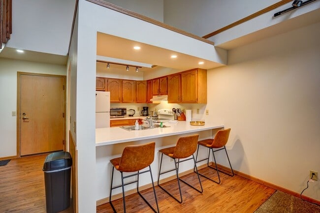 Timber Bluff in Madison, WI - Building Photo - Building Photo