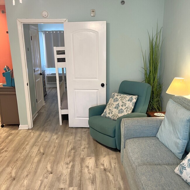 4409 N Ocean Blvd in North Myrtle Beach, SC - Building Photo - Building Photo