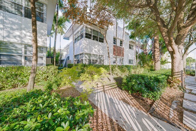 property at 1568 Pennsylvania Ave