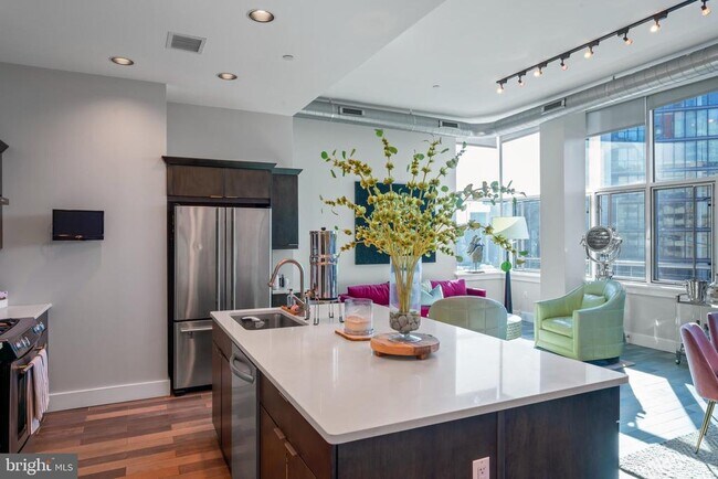 7809 Woodmont Ave in Bethesda, MD - Building Photo - Building Photo