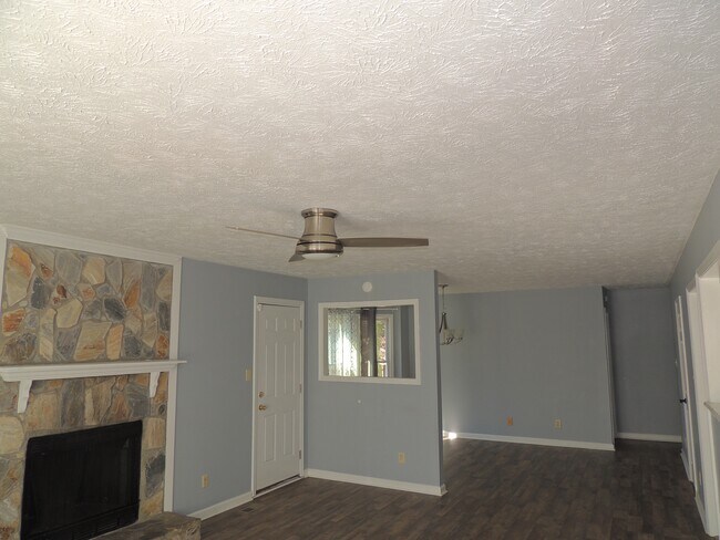 628 Prestige Blvd in Fayetteville, NC - Building Photo - Building Photo