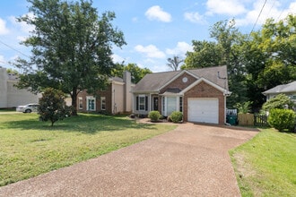 5244 Village Trce in Nashville, TN - Building Photo - Building Photo