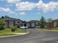 Building Photo - Woods of Bridgewood Apartamentos in Louisville, Kentucky