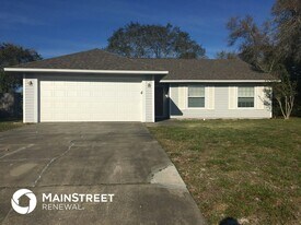 2348 Ainsworth Ave in Deltona, FL - Building Photo
