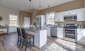 20 Lone Bellow Ln in Gorham, ME - Building Photo