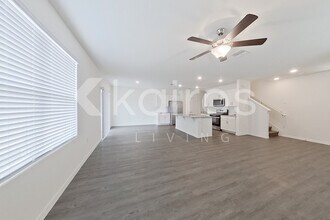 32020 Katelin Cir in Leesburg, FL - Building Photo - Building Photo