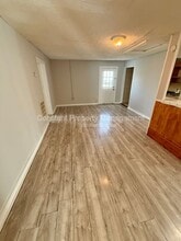 407 Atlanta St in Barnesville, GA - Building Photo - Building Photo