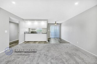 250 E Acacia St in Brea, CA - Building Photo