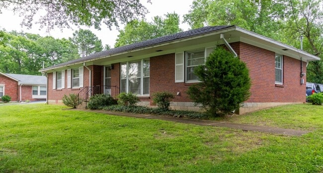 6729 Fleetwood Dr in Nashville, TN - Building Photo - Building Photo