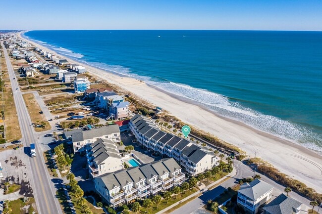 306 Sea Star Cir in Surf City, NC - Building Photo - Building Photo
