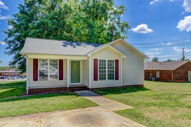 property at 800 Requa Rd