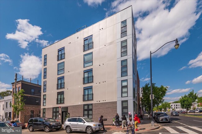 property at 1100 Bladensburg Rd NE