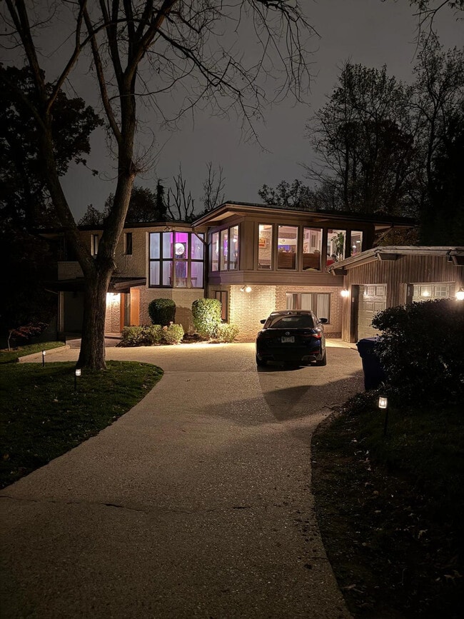 2720 N Fillmore St in Arlington, VA - Building Photo - Building Photo