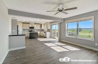 9939 5th St Ln N in Lake Elmo, MN - Foto de edificio - Building Photo