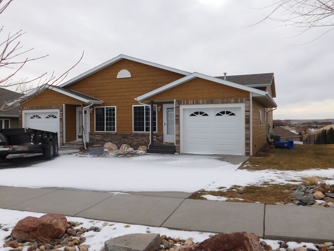 property at 2442 Merlot Dr