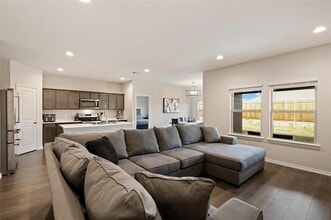 813 Twin Edge Dr in Royse City, TX - Building Photo - Building Photo