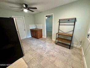 4415 St Johns Ave in Jacksonville, FL - Building Photo - Building Photo