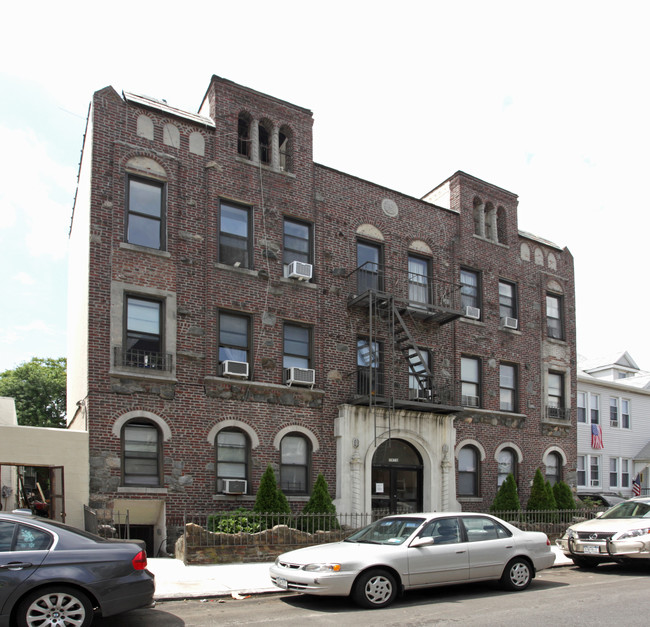 1970 85th St in Brooklyn, NY - Foto de edificio - Building Photo