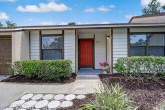 3452 Donzi Way E in Jacksonville, FL - Building Photo - Building Photo