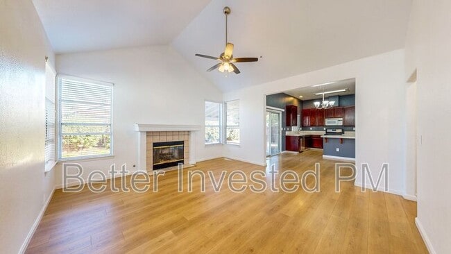 430 Merlot Dr in Cloverdale, CA - Building Photo - Building Photo