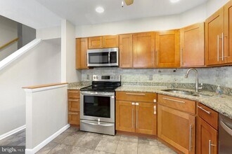 20 Montgomery Ave in Bala Cynwyd, PA - Building Photo - Building Photo