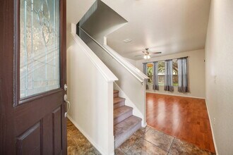 10713 Gemsbuck Lodge in San Antonio, TX - Building Photo - Building Photo