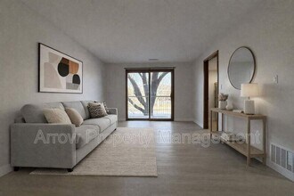 3331 Holdrege St in Lincoln, NE - Building Photo - Building Photo