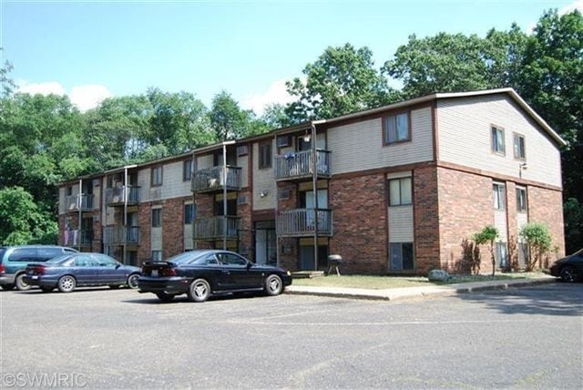 Paw Paw Apartments in Paw Paw, MI - Building Photo - Building Photo