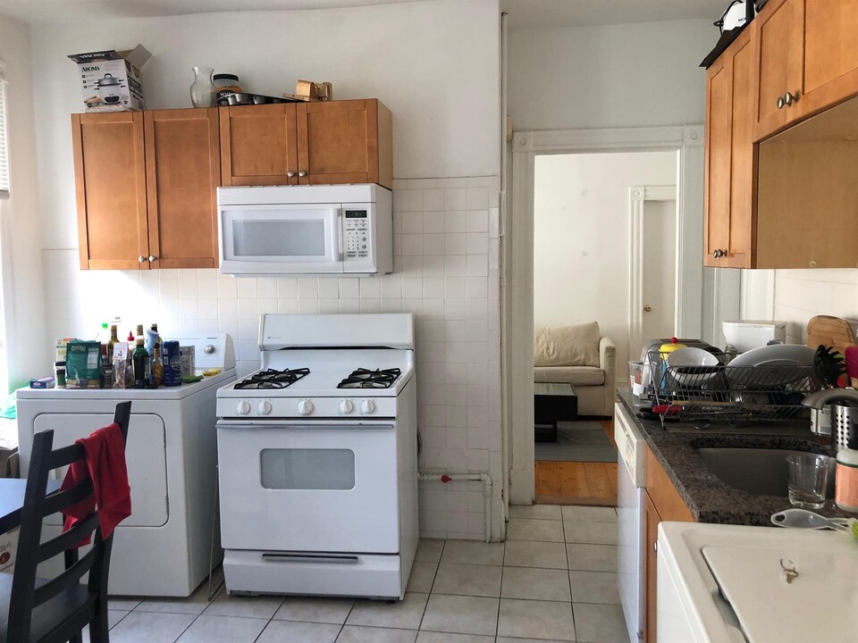 46 Portsmouth St, Unit 2 in Cambridge, MA - Building Photo