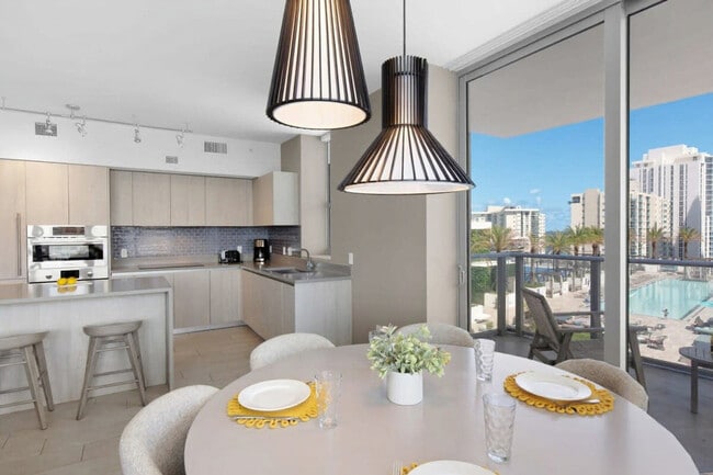 4010 S Ocean Dr, Unit ID1388506P in Hollywood, FL - Foto de edificio - Building Photo