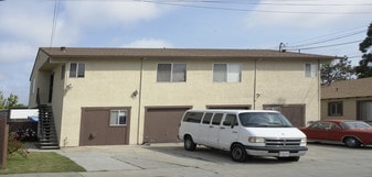 19239-19243 Medford Ct in Hayward, CA - Building Photo
