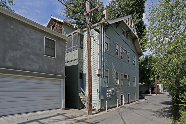 1217-1221 25th St in Sacramento, CA - Building Photo - Building Photo