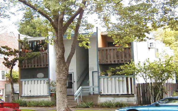 2109 W St in Sacramento, CA - Building Photo - Building Photo