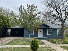 1115 S 11th St in Temple, TX - Building Photo